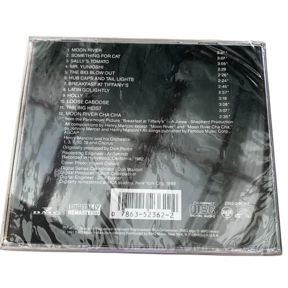 Audrey Hepburn Breakfast at Tiffany's Memorabilia includes Copy of Script And CD - Picture 4 of 6